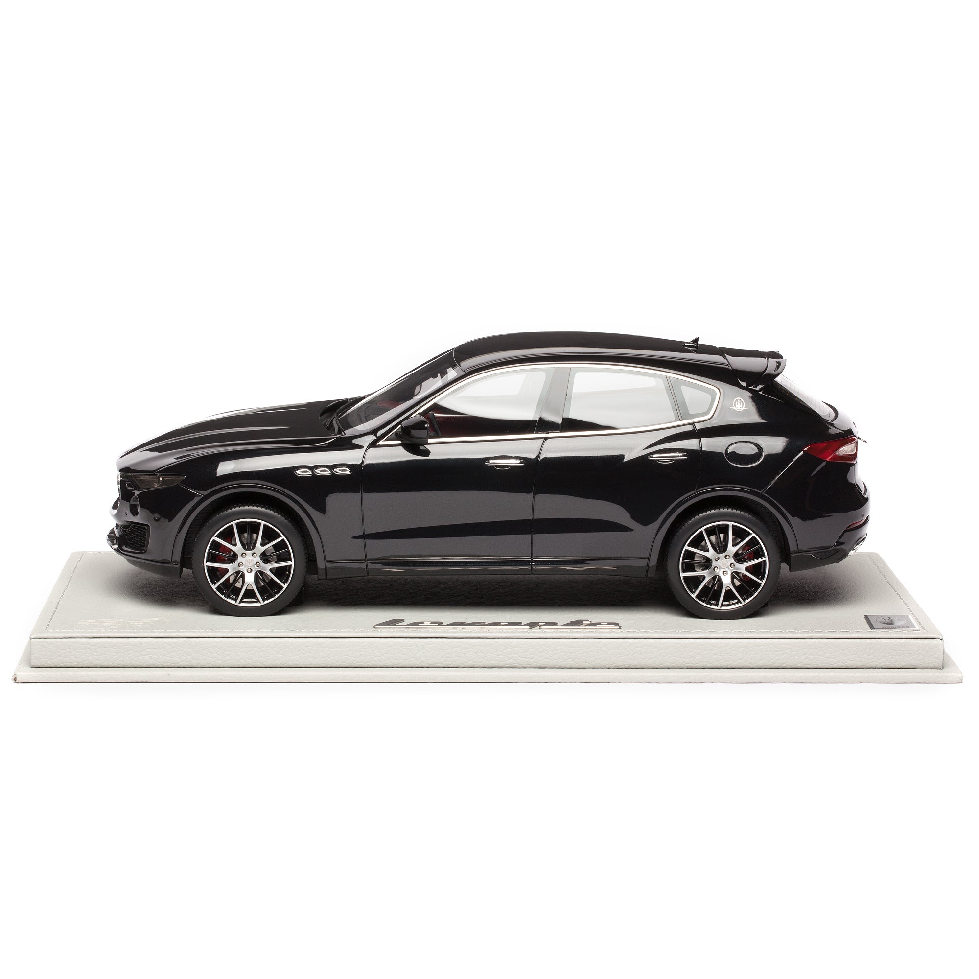 BBR 1/18 マセラティ レヴァンテ ネーロリベッレ BBRC1809NMA
