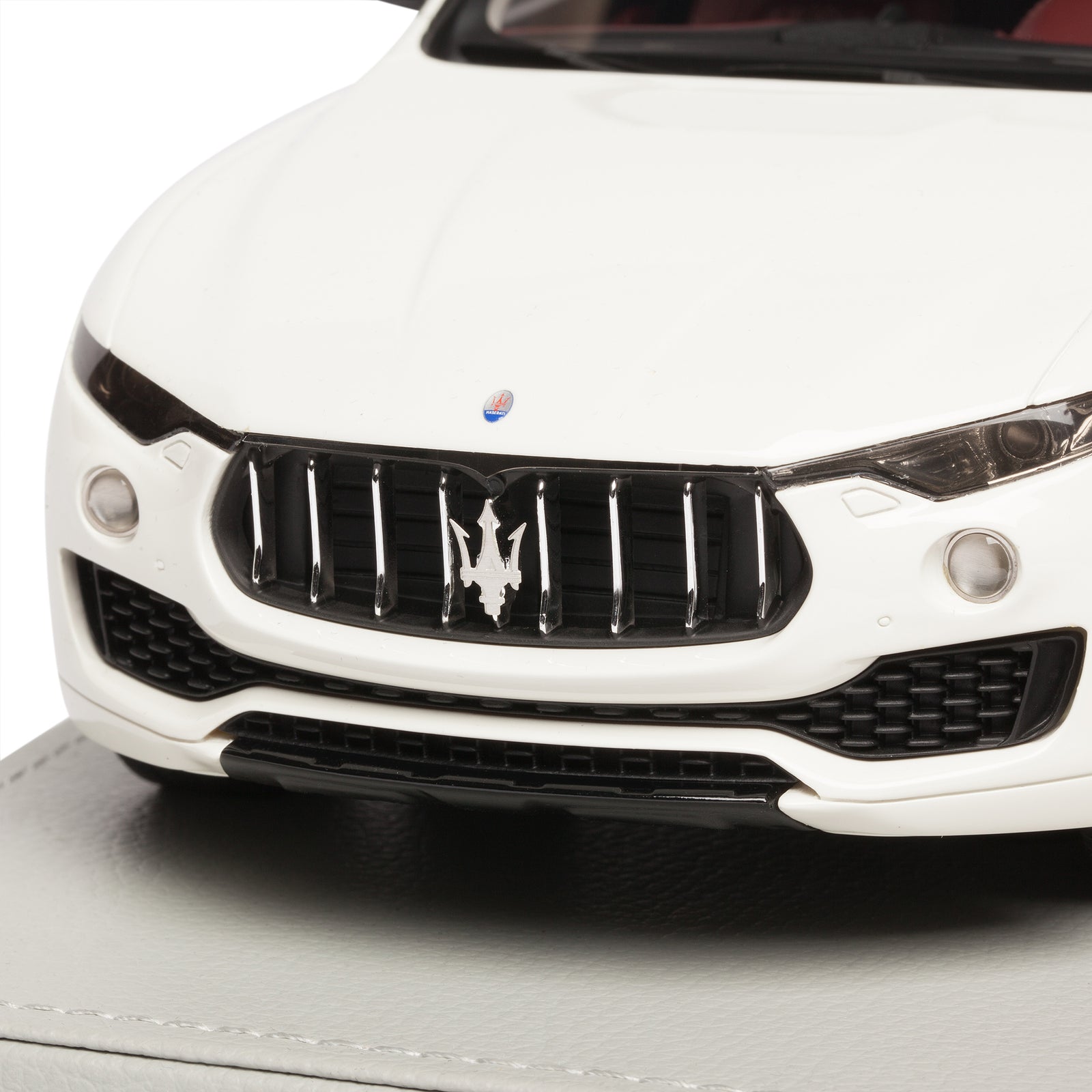 1:18 Levante White – ROW Maseratistore