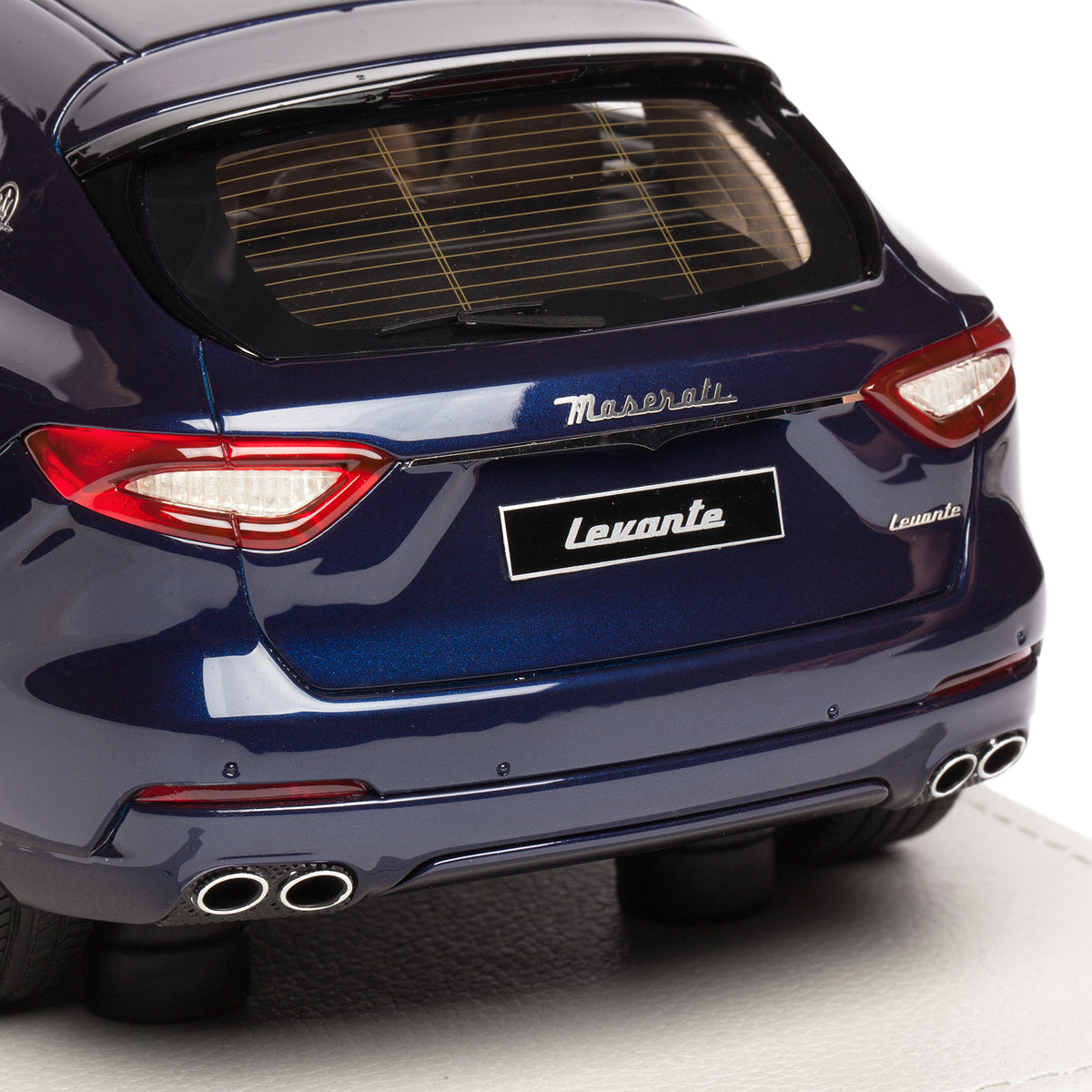 1:18 Levante Blu Passione – ROW Maseratistore