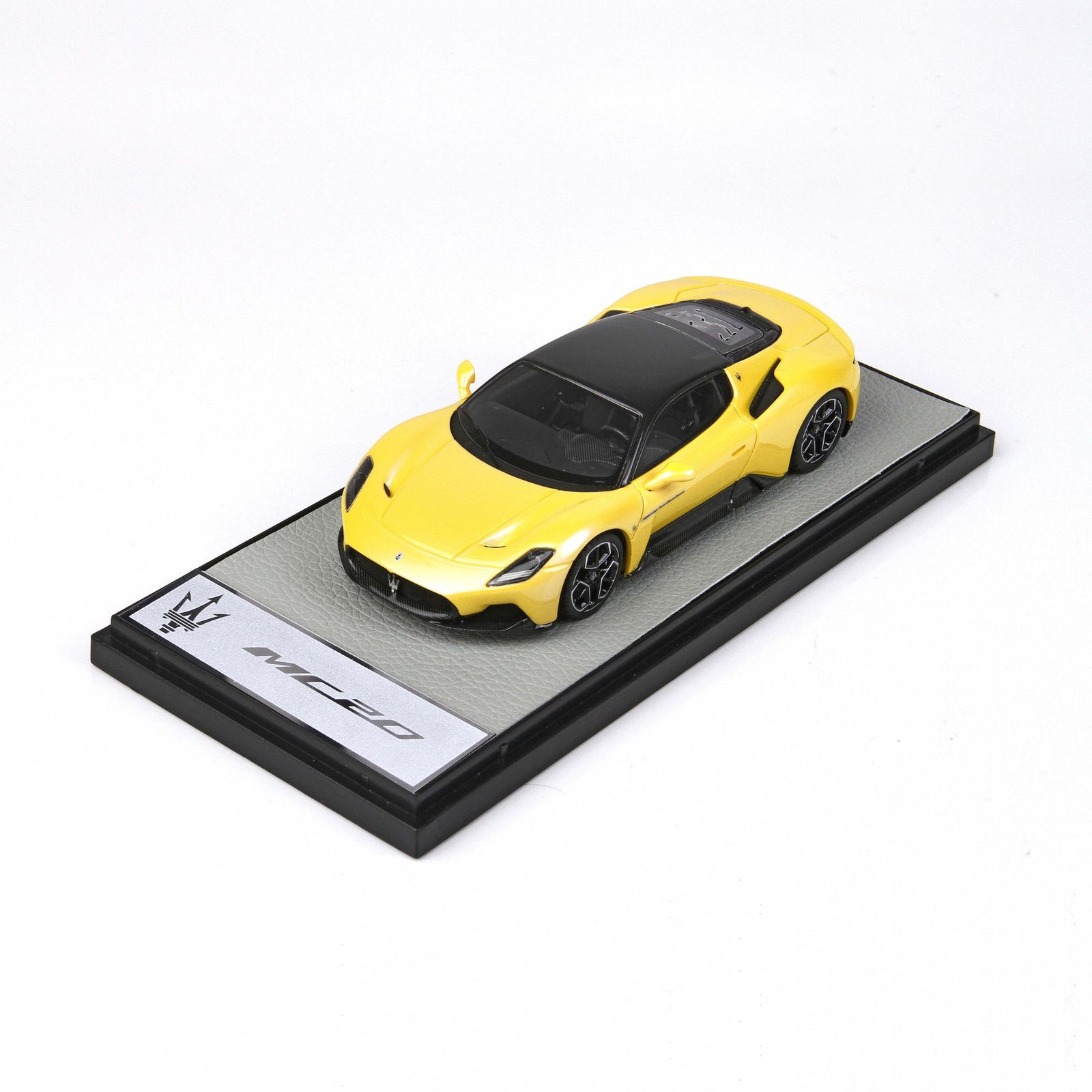 1:43 MC20 GIALLO GENIO – ROW Maseratistore